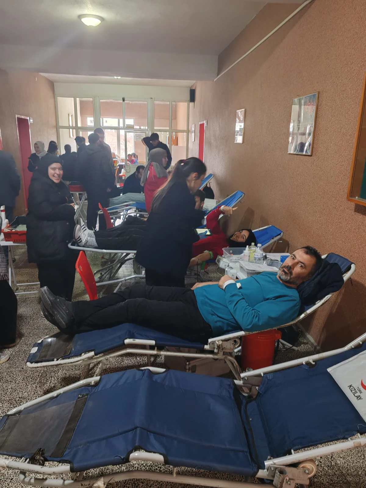 "KAN ACİL DEĞİL SÜREKLİ BİR İHTİYAÇTIR"